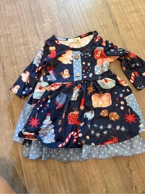 Marie Nicole ' Navy Holiday Print Long-Sleeve Dress